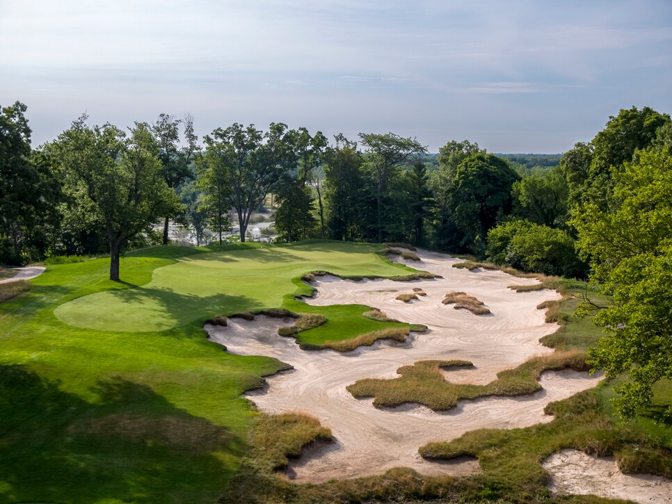 the-golf-club-at-harbor-shores-thirteenth-hole-24827